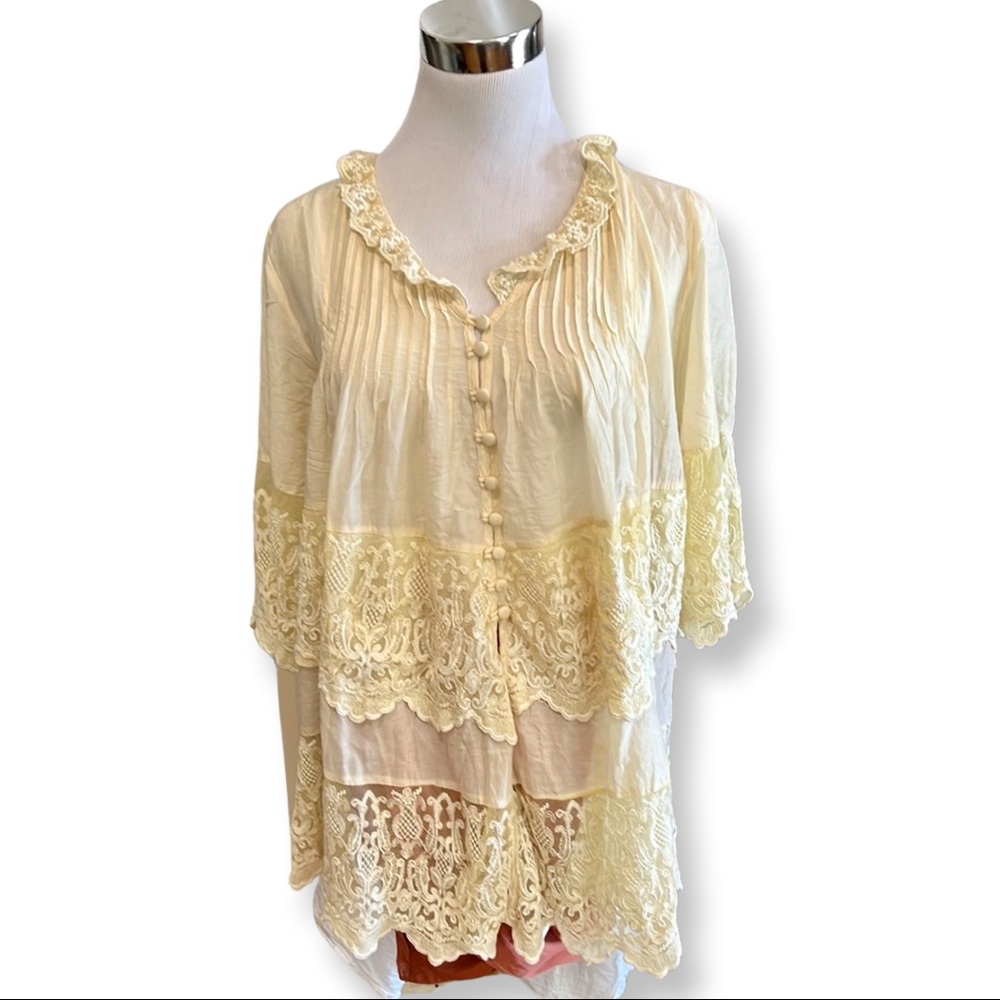 3/4 sleeve vintage lace blouse